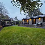 Woodland Wellness 埃尔默洛