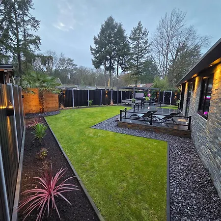 Woodland Wellness Villa *