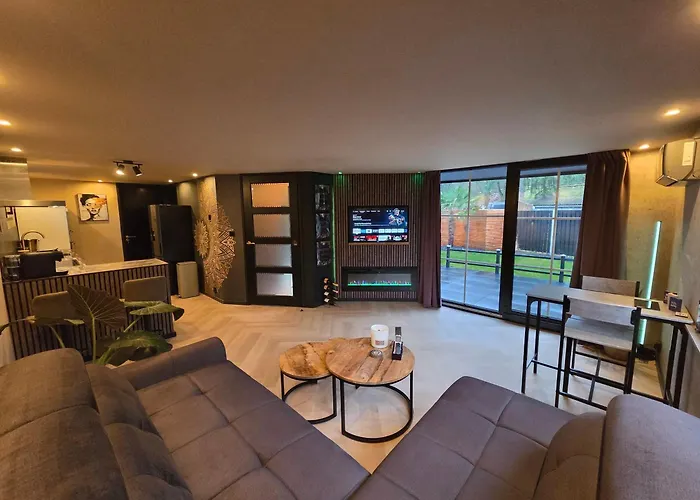 Woodland Wellness Вилла *